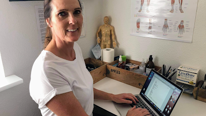 Engelmassage og Idrætsskadeterapeut RAB-registreret - Pandrup 1 AF1QipM0yGcZJenOfkrmRDkeJK joeHQZeTFYK96o1t8w426 h240 k no