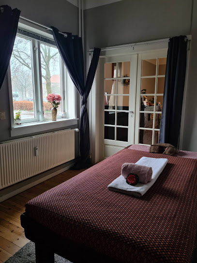 AF1QipM4O1Ee66l 1Z3GR3q01pb7MV6kSJanlr1jbjWIw408 h543 k no