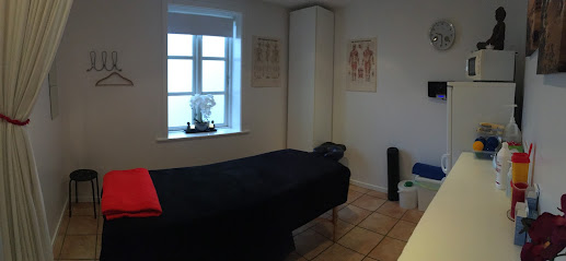 Sports Massage - Dianalund 1 AF1QipM8auFbkH JENnjlV9SPYHLGfK ltR78pkwTarJw517 h240 k no