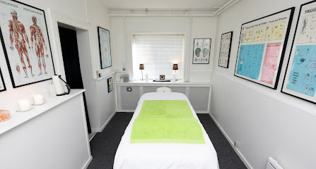 AF1QipN2hfFefx D zNPcHNJSiEtMXdNNbWH361pTd7zw447 h240 k no