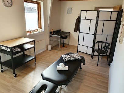 Komfortzonen - massage og velvære - Middelfart 1 AF1QipNjYREz2F5J3ZGSn 5qTzT 0GrIKWjLBlWKdY69w408 h306 k no