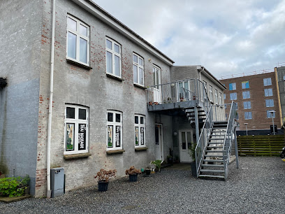 In spa thaimassage - Horsens 1 AF1QipO146T7OhFrgMjILotEGApCiNY7GtHNq0qtTLklw408 h306 k no
