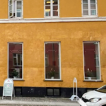 AF1QipP4sLYKqt 2e3ZMSl3gFlcs6dYcfiBrNOXmGRhqw425 h240 k no