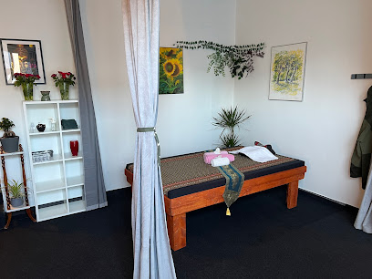 Napa Thai Wellness - København 1 AF1QipPYX279D3le Dr25bQig61S02Hq0uXHWLfNJZmzw408 h306 k no