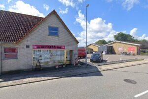 Sangthai v/Bunruean Sukkhoram – Farsø